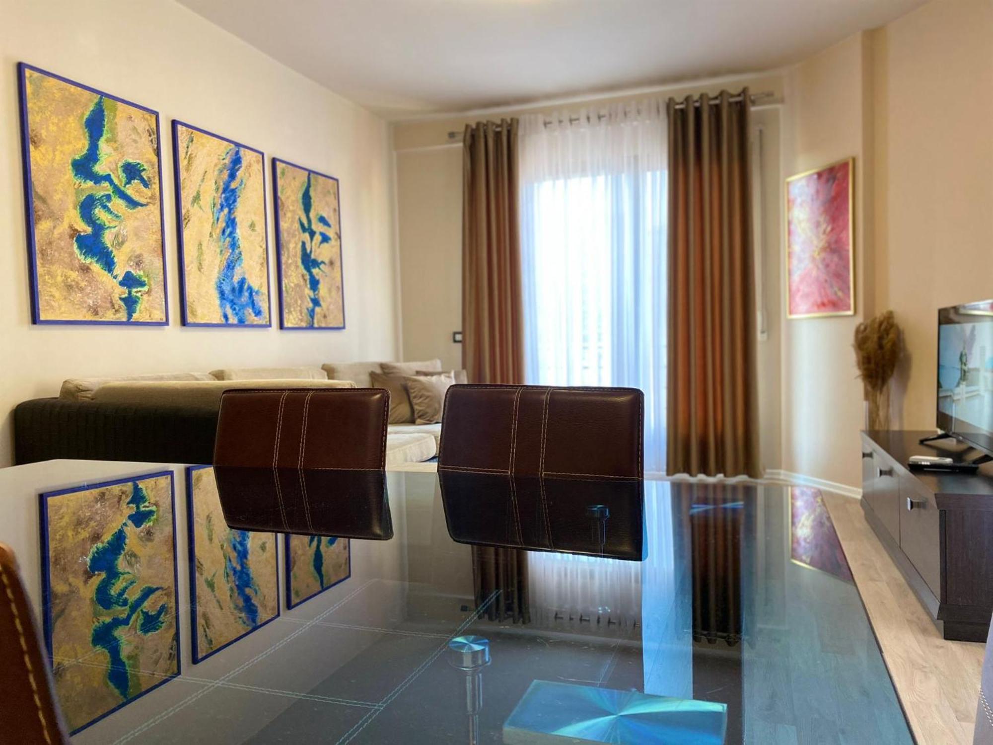 Nemis Apartments In The Centre Of Tirana Four Free Parking Dış mekan fotoğraf