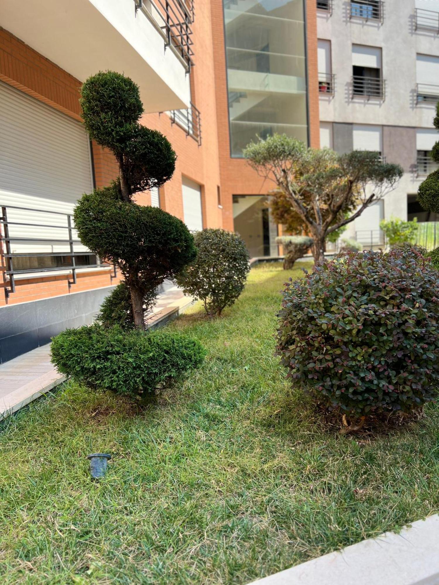 Nemis Apartments In The Centre Of Tirana Four Free Parking Dış mekan fotoğraf