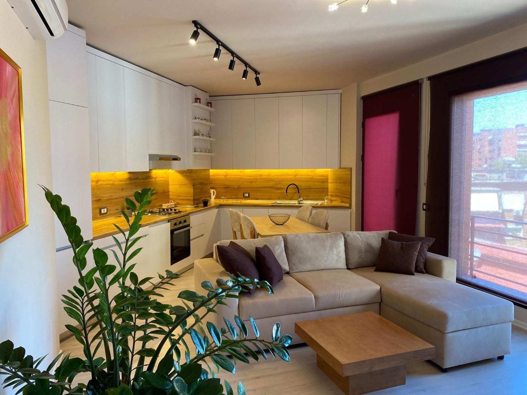 Nemis Apartments In The Centre Of Tirana Four Free Parking Dış mekan fotoğraf